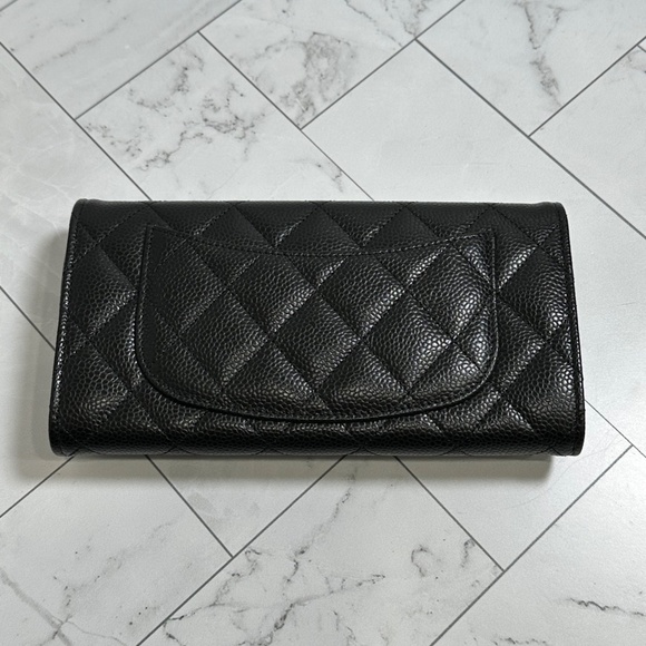 CHANEL Caviar Quilted Large Gusset Flap Wallet Black - Picture 3 of 15
